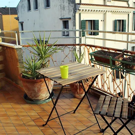 Bed & Breakfast City Stop